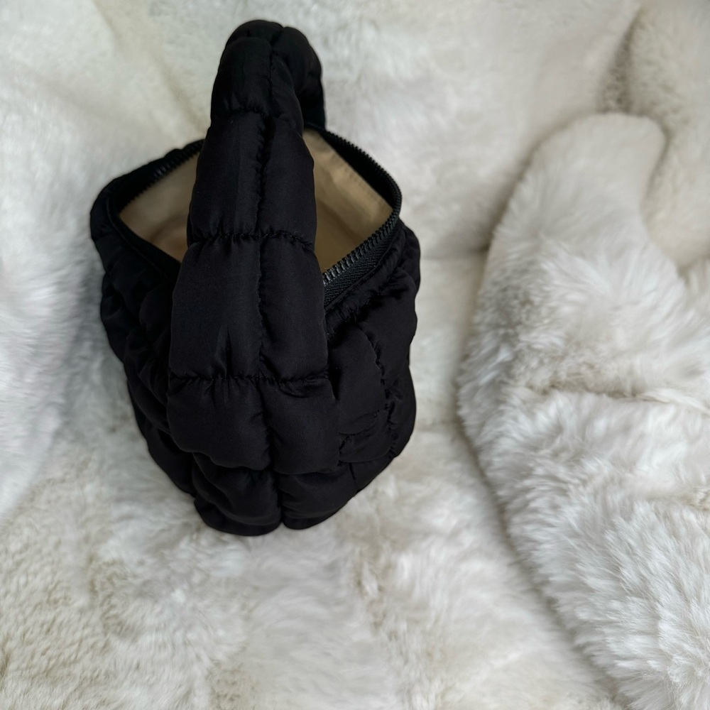 Mini Black Puff Tote Bag NWT - Picture 3 of 5